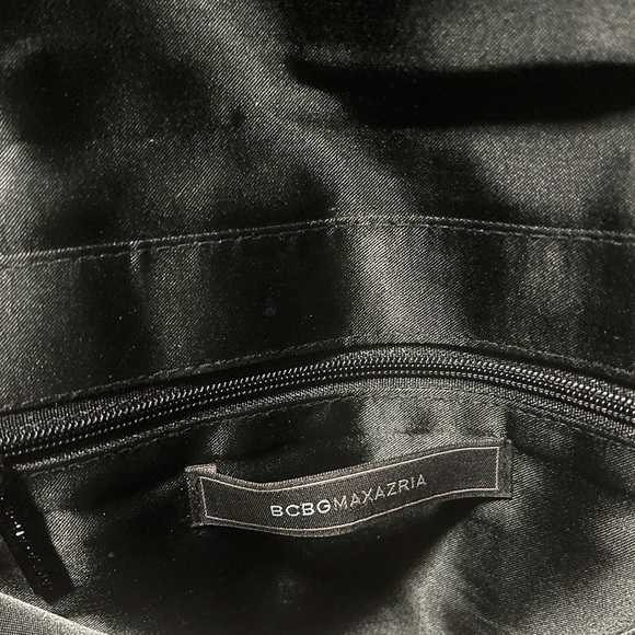 BCBGMaxAzria Black Aluminum Kisslock Crossbody/Clutch - Picture 10 of 12